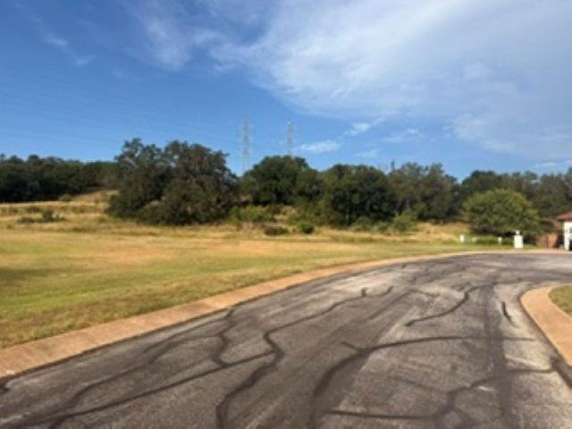 127 Edwards CIR, Horseshoe Bay, TX 78657