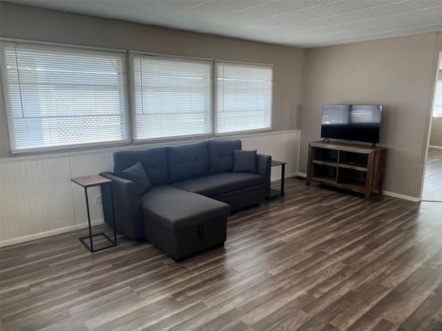 66 THATCH PALM STREET W, Largo, FL 33770