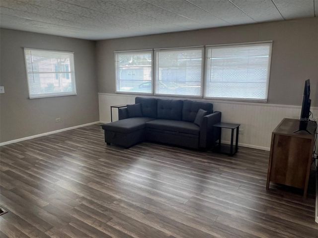 66 THATCH PALM STREET W, Largo, FL 33770