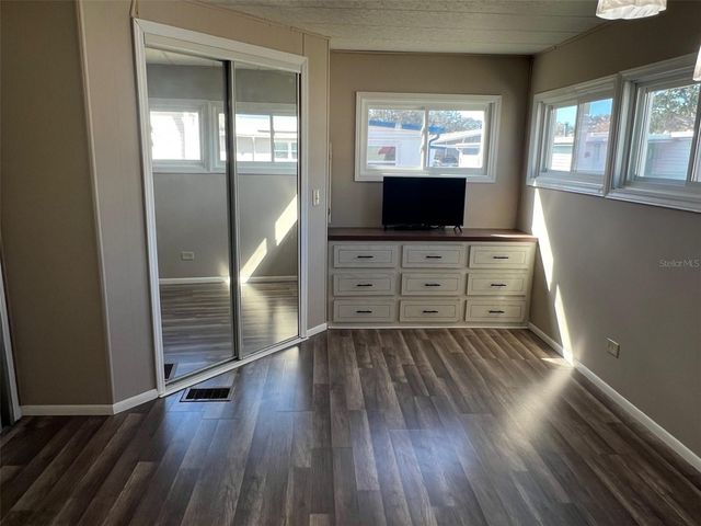 66 THATCH PALM STREET W, Largo, FL 33770