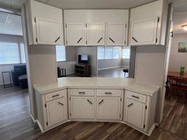 66 THATCH PALM STREET W, Largo, FL 33770