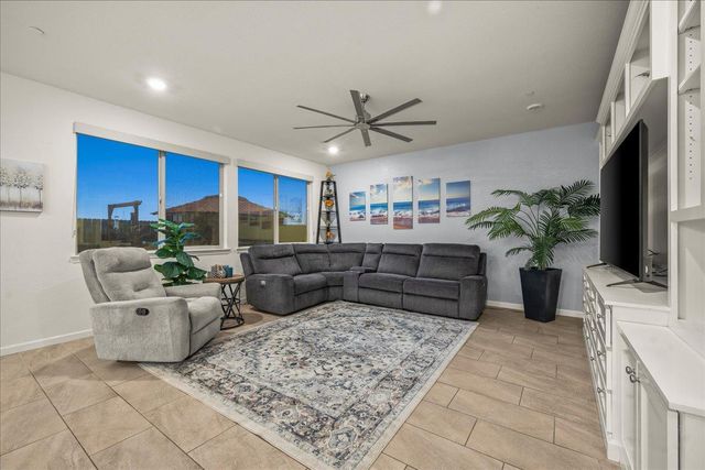 12791 Evanston Way, Rancho Cordova, CA 95742