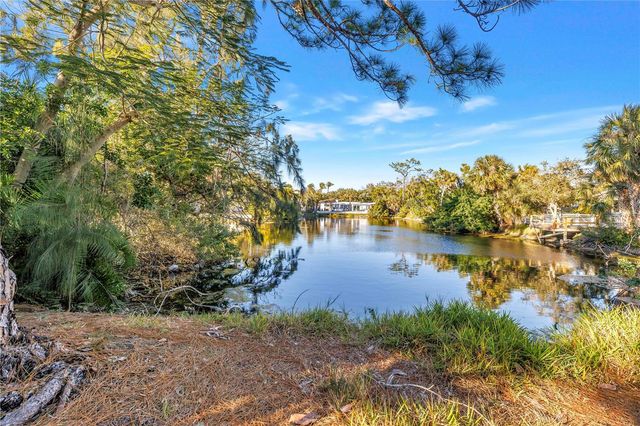 523 REID STREET, Sarasota, FL 34242