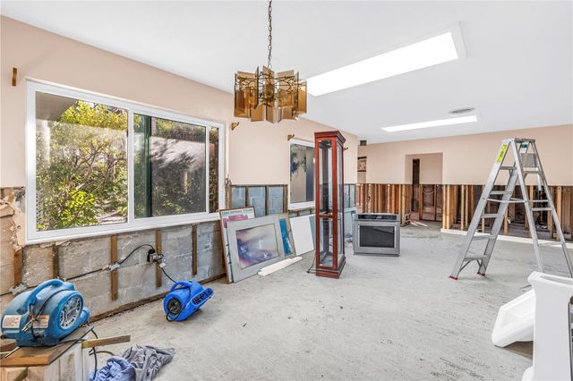 523 REID STREET, Sarasota, FL 34242