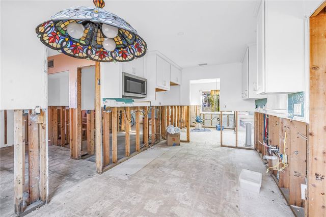 523 REID STREET, Sarasota, FL 34242