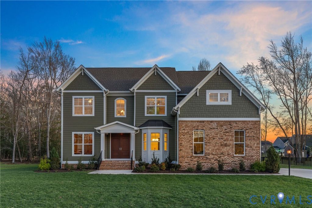 11655 Riverboat Dr, Chester, VA 23836