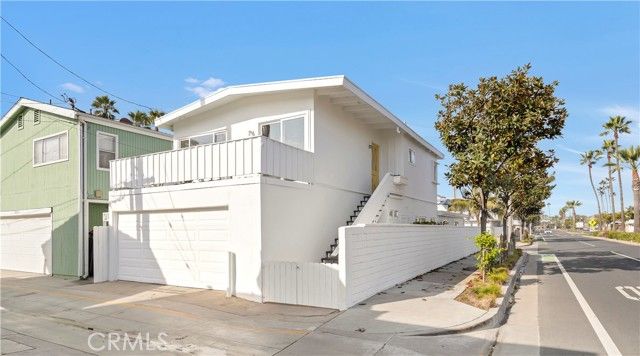 130 43rd, Newport Beach, CA 92663