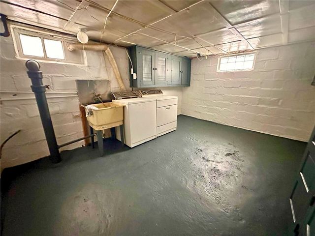 900 Vankirk St., Clairton, PA 15025