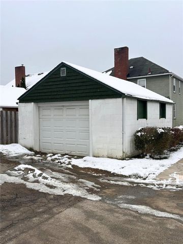 900 Vankirk St., Clairton, PA 15025