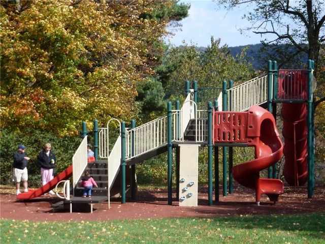 900 Vankirk St., Clairton, PA 15025