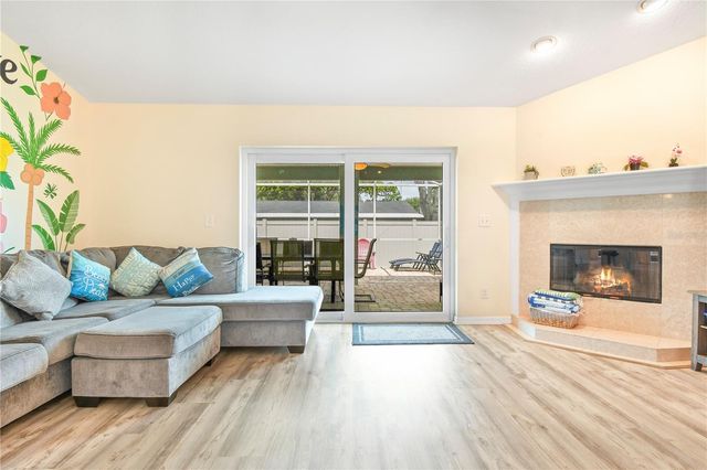 29708 69TH STREET N, Clearwater, FL 33761