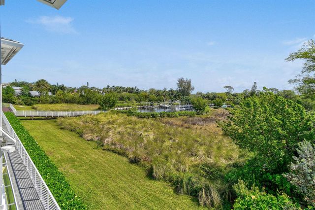 4707 SE Manatee Way, Stuart, FL 34997