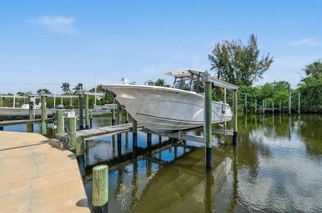 4707 SE Manatee Way, Stuart, FL 34997