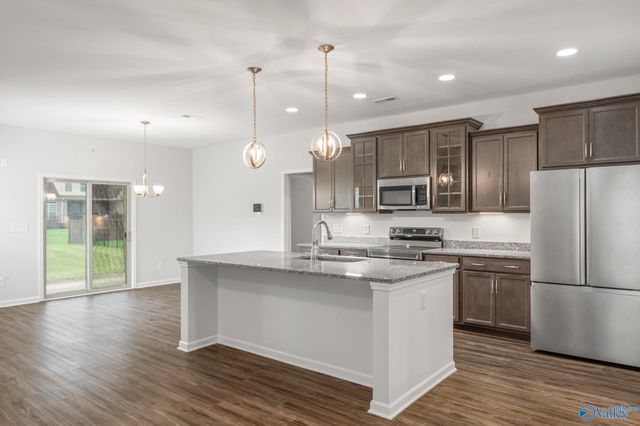 152 Kingswood Drive, Huntsville, AL 35806