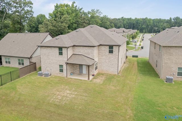 152 Kingswood Drive, Huntsville, AL 35806