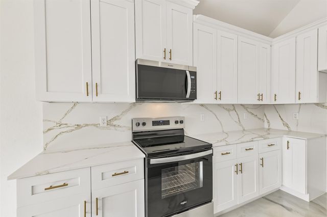 16922 W Forrestal, Montgomery, TX 77316