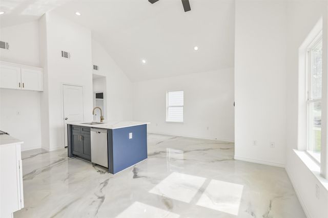 16922 W Forrestal, Montgomery, TX 77316