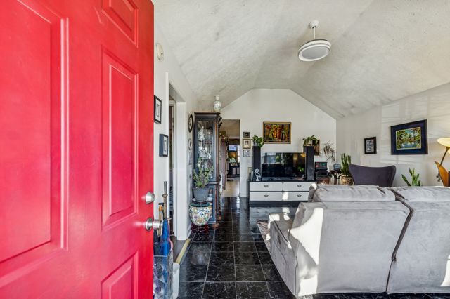 202 Briston Court, Murfreesboro, TN 37127