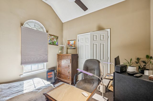 202 Briston Court, Murfreesboro, TN 37127