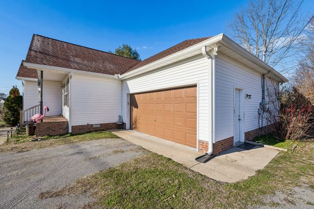 202 Briston Court, Murfreesboro, TN 37127