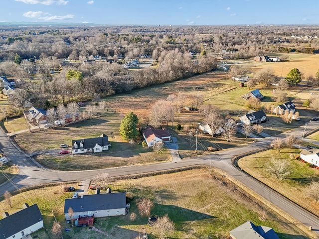 202 Briston Court, Murfreesboro, TN 37127