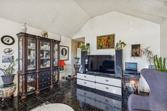 202 Briston Court, Murfreesboro, TN 37127