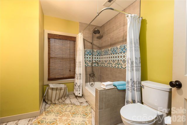 221 Pineville Matthews Road, Matthews, NC 28105
