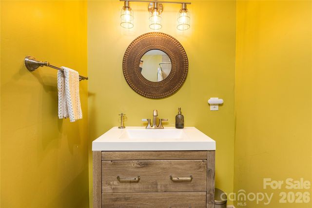 221 Pineville Matthews Road, Matthews, NC 28105