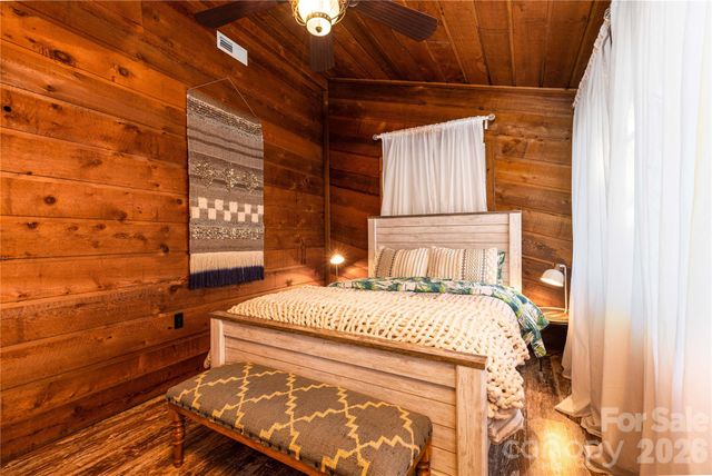 221 Pineville Matthews Road, Matthews, NC 28105