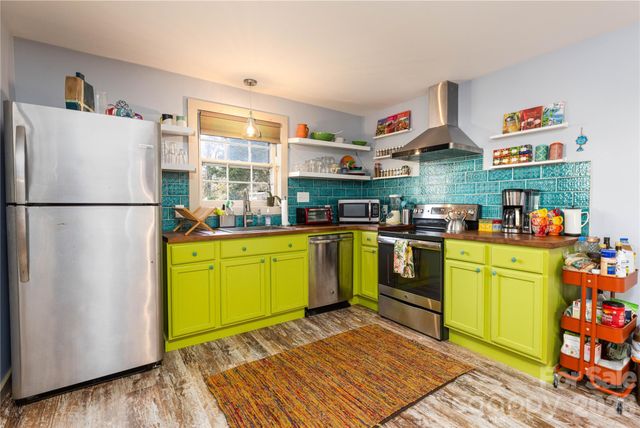 221 Pineville Matthews Road, Matthews, NC 28105