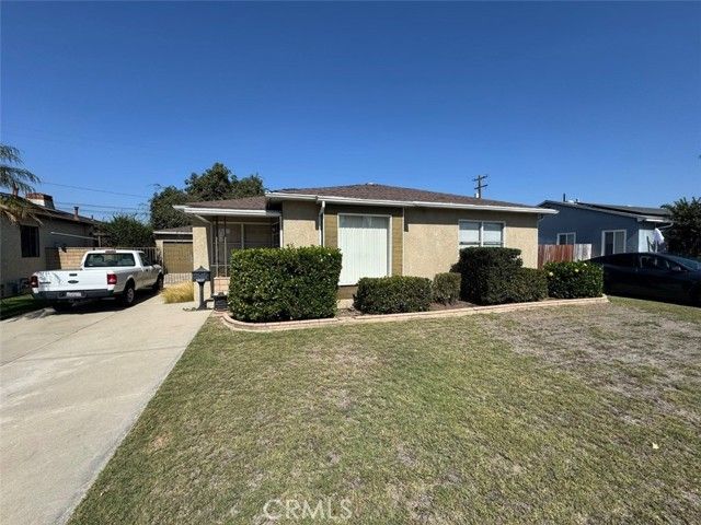 5837 E Gossamer, Long Beach, CA 90808