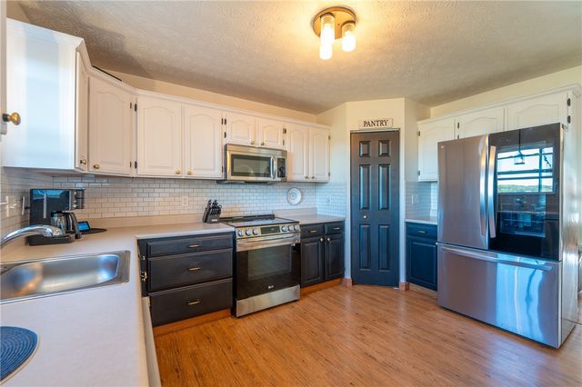 116 Alderwood Dr, South Greensburg Boro, PA 15601