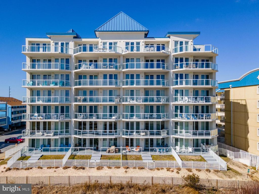 Image 1 of property listing at 6 60TH ST #102, Ocean City, MD 21842