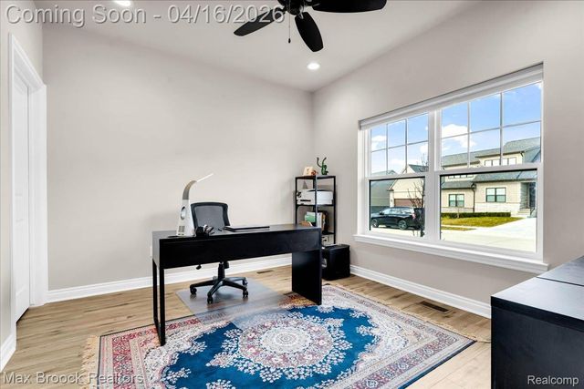 495 Cornerstone Drive, Oxford Charter Township, MI 48371