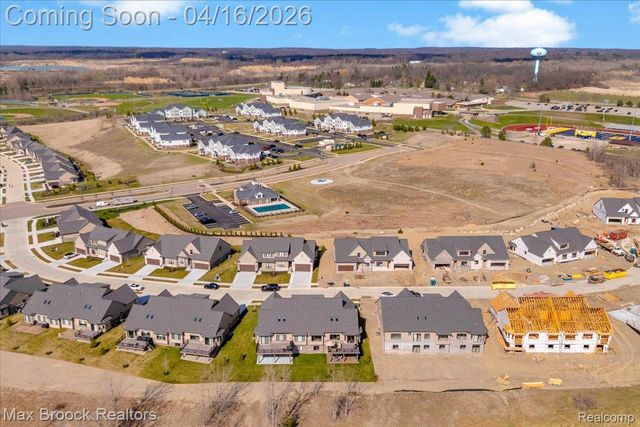 495 Cornerstone Drive, Oxford Charter Township, MI 48371