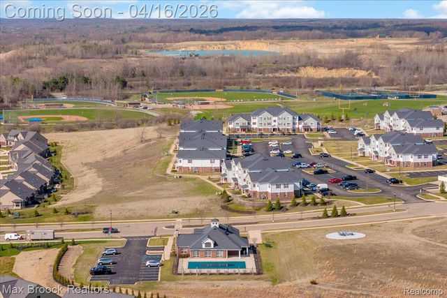 495 Cornerstone Drive, Oxford Charter Township, MI 48371