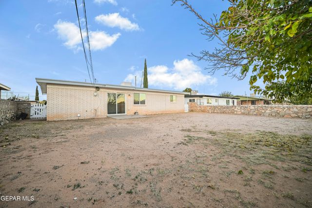 5520 Edinburg Drive, El Paso, TX 79924