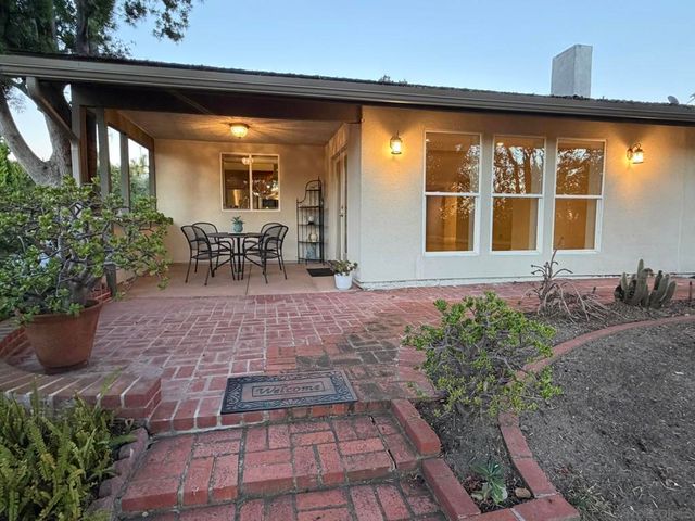 16902 Via de Santa Fe 12, Rancho Santa Fe, CA 92067