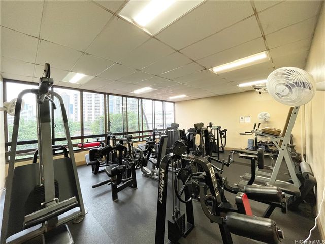 411 Hobron Lane 3802, Honolulu, HI 96815