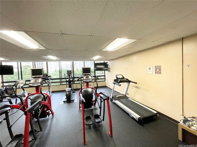 411 Hobron Lane 3802, Honolulu, HI 96815