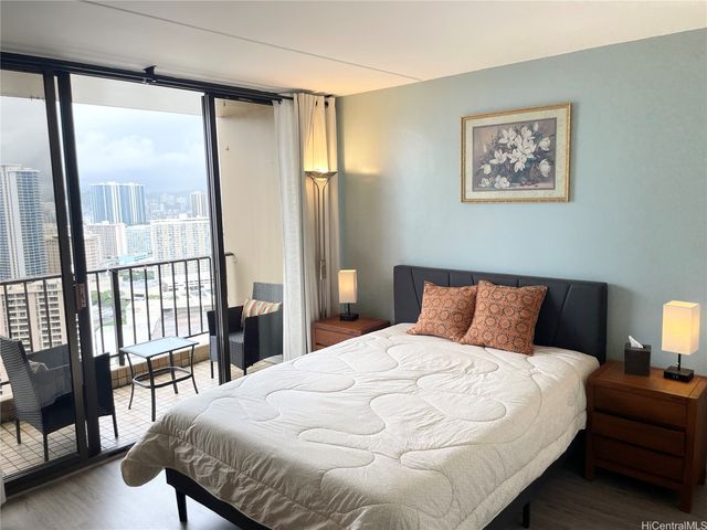 411 Hobron Lane 3802, Honolulu, HI 96815