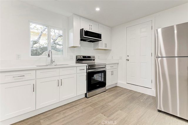 16503 Kingsbury Street, Granada Hills, CA 91344