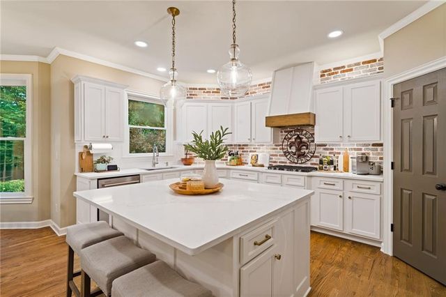 236 Rivergate Drive, Suwanee, GA 30024