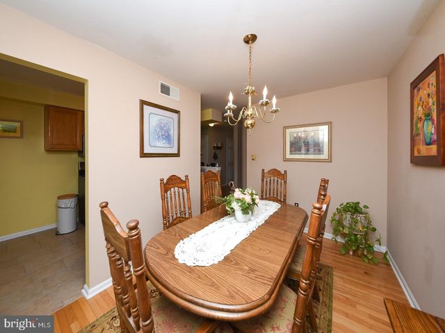 264 MANKIN AVE, Huntingdon Valley, PA 19006