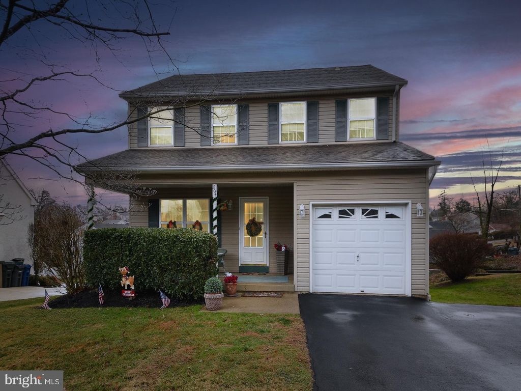 264 MANKIN AVE, Huntingdon Valley, PA 19006