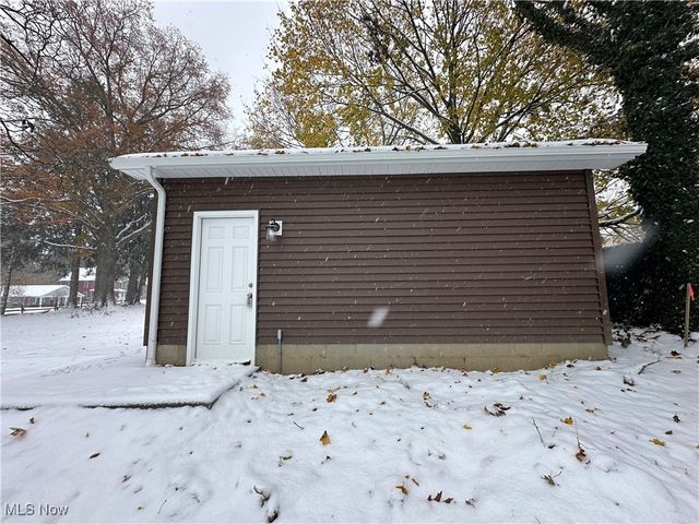 753 Mineral Springs Avenue, Youngstown, OH 44511