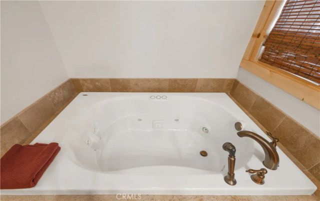 529 Bernhardt, Big Bear City, CA 92314
