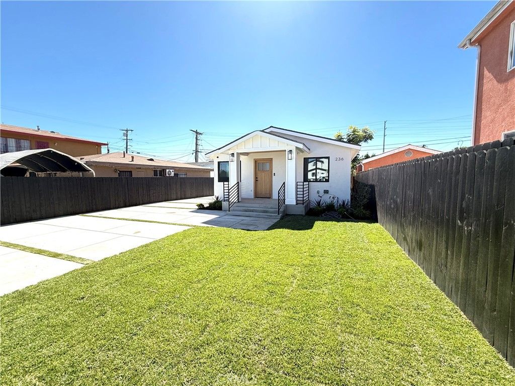 236 E E 99th, Los Angeles, CA 90003 — photo 3