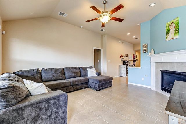 9973 Spring Rock Lane, Brookshire, TX 77423