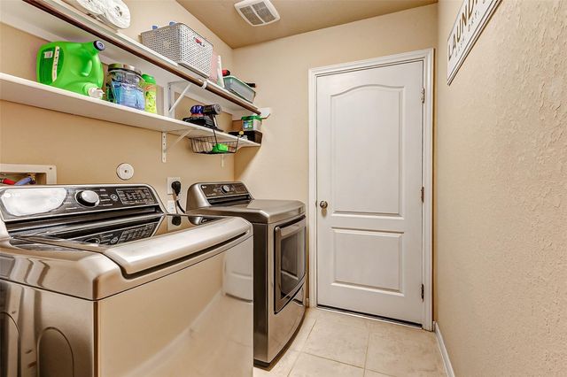 9973 Spring Rock Lane, Brookshire, TX 77423
